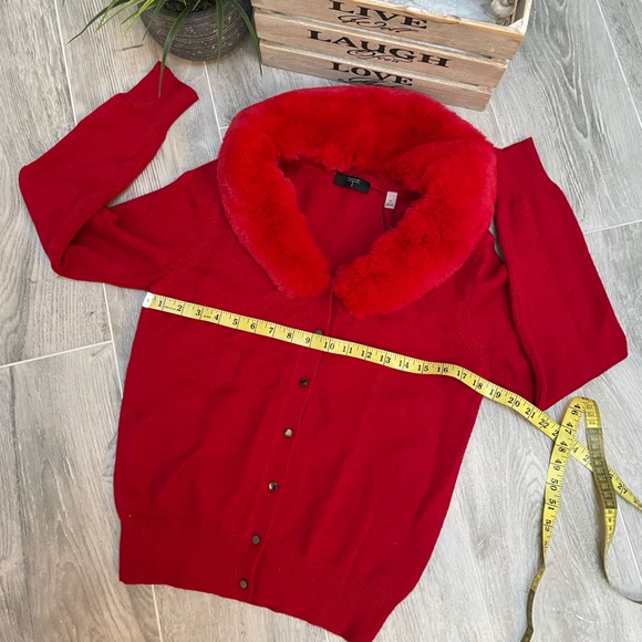 NWT Tahari Button-Down Red Cardigan w/ Faux Fur Trim – Cozy Chic - Picture 9 of 10